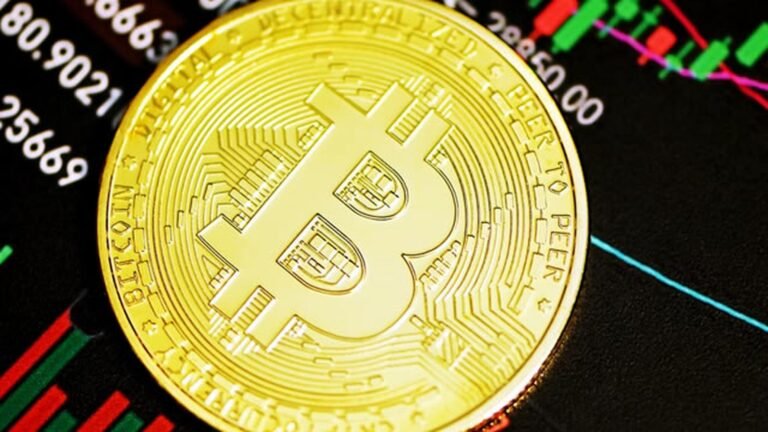 Neel Kashkari Slams Bitcoin and Stablecoins as “Utterly Useless” at 2026 Economic Summit