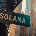 Solana tombe à 77 $ alors que le trading ralentit, une zone de support clé en ligne de mire